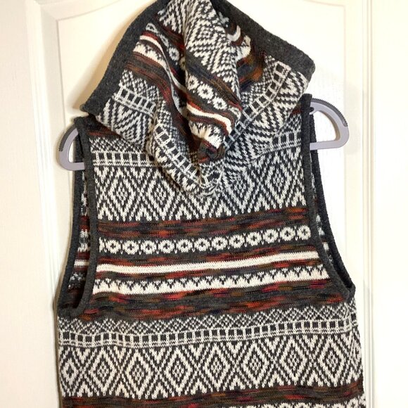 Warehouse One Women's Long Hooded Sleeveless Knit Vest Size S/P Open Cardigan - Picture 7 of 9